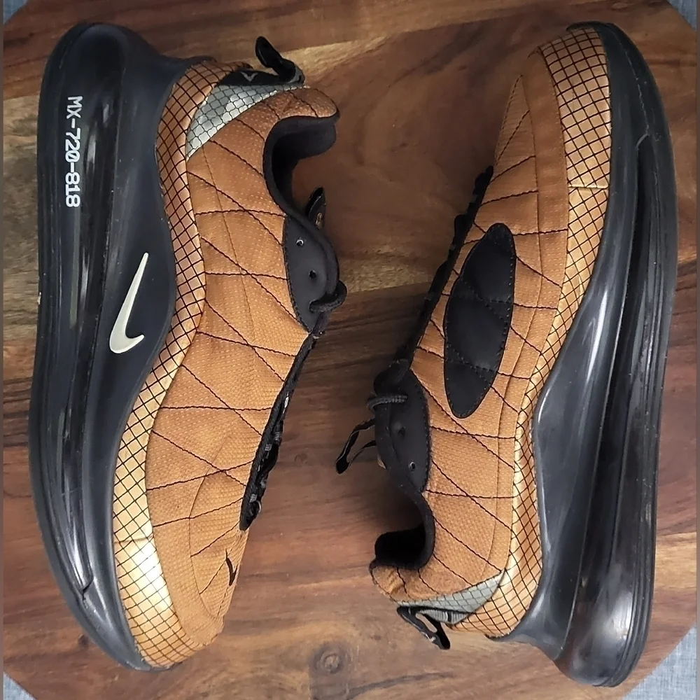 RARE Edition NIKE MX-720-818Hybrid Sneaker Copper Black Women's 8.5